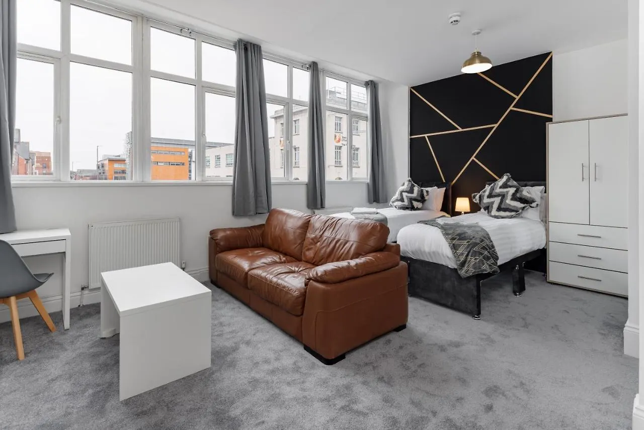City Centre Studio 4 With Kitchenette, Free Wifi And Smart Tv By Yoko Property Middlesbrough