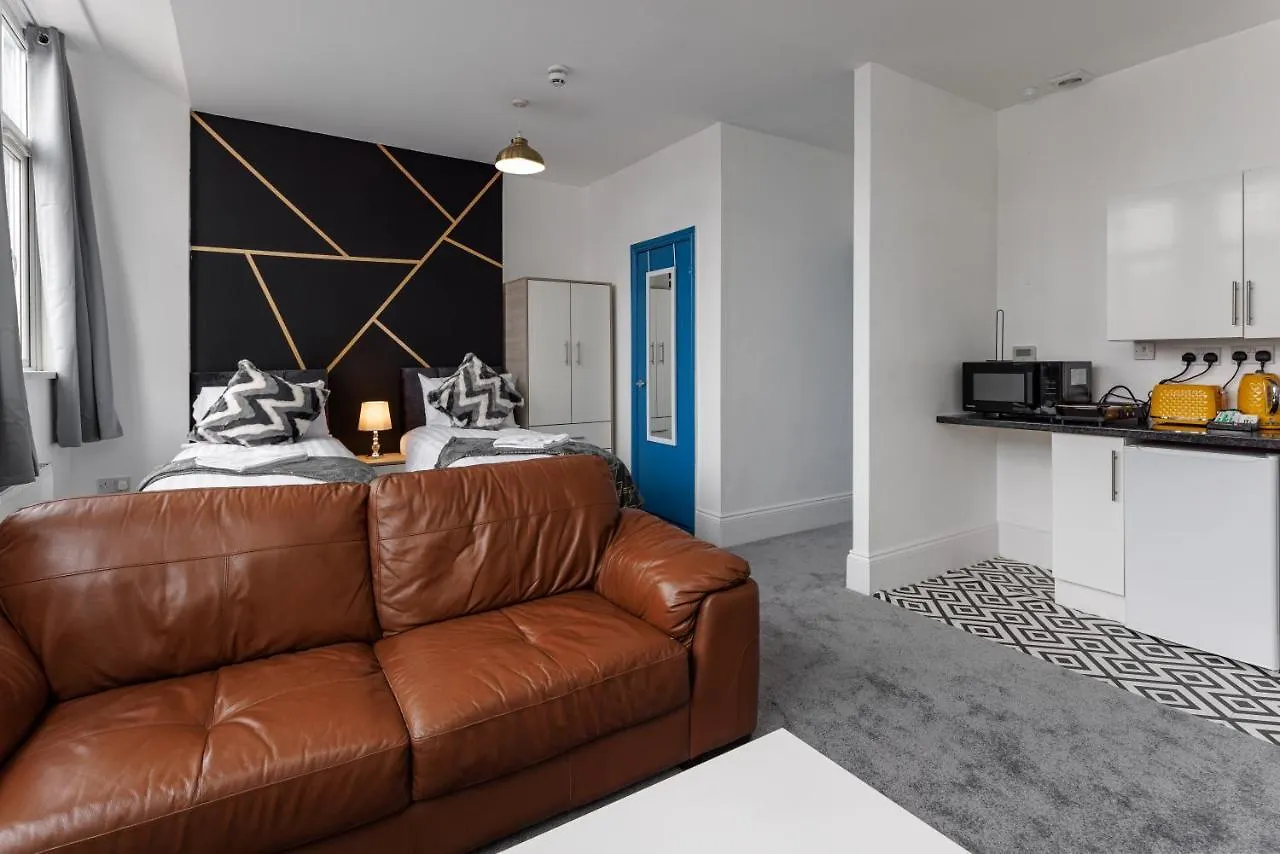 City Centre Studio 4 With Kitchenette, Free Wifi And Smart Tv By Yoko Property Middlesbrough Apartamento