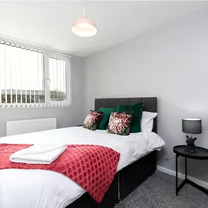  Apartment Wroxton Close Tsac